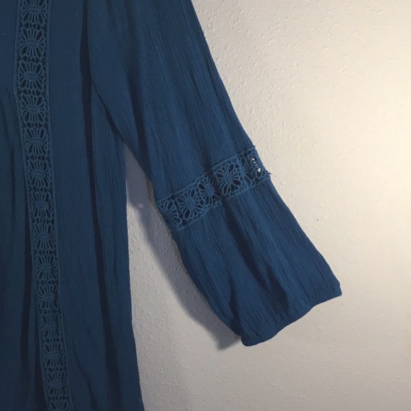 🇺🇸🇺🇸Blue Ladies Blouse by Cato♦️🎊BEST OF TOPS 11/4/19♦️🇺🇸🇺🇸 - Picture 4 of 6